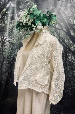 #5189 Sheer embroidered lace collared jacket