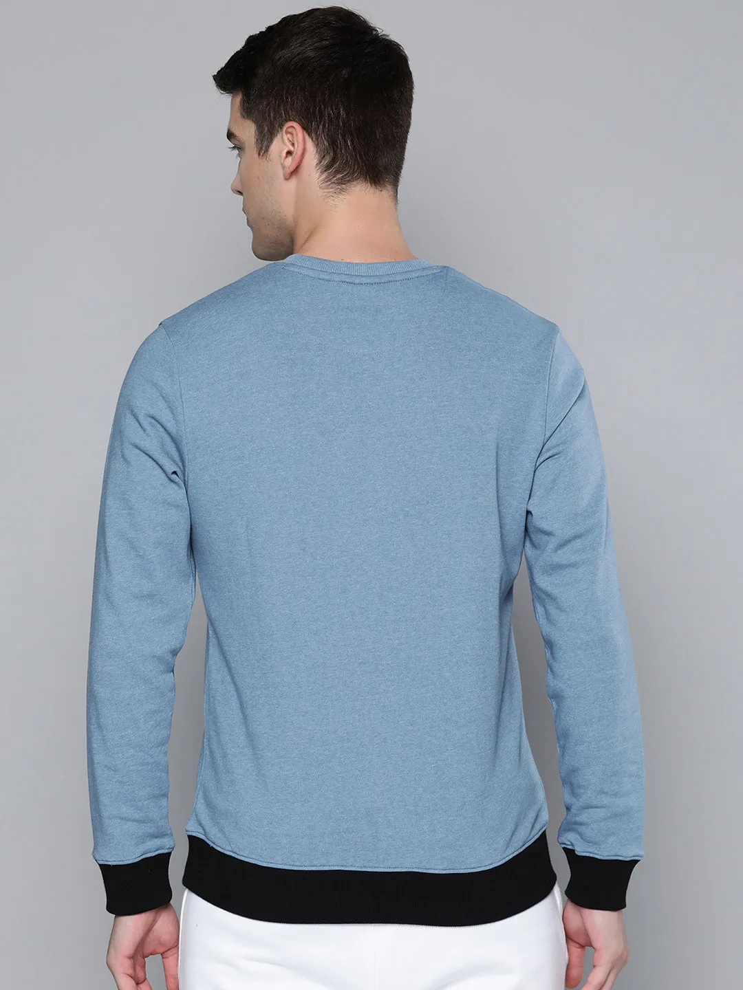 Alcis Men Blue Solid Sweatshirt