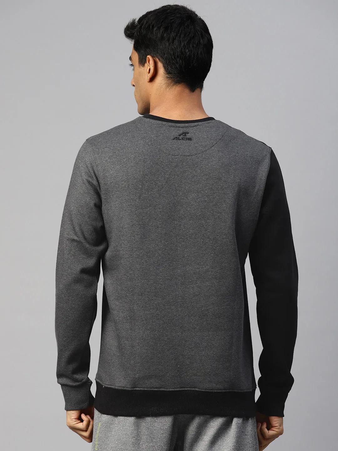 Alcis Men Typography Printed Sweatshirt
