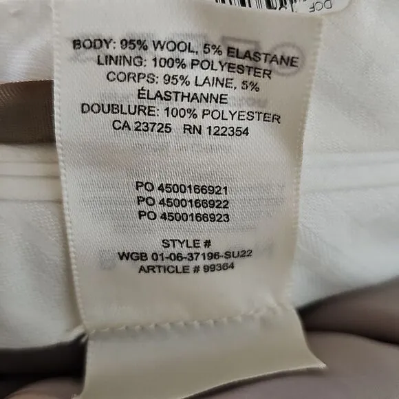 Aritzia Babaton Tailored Shorts in Tan Size 4