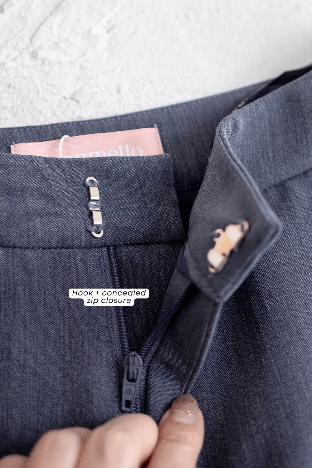 ARU TAILORED SHORTS IN DENIM