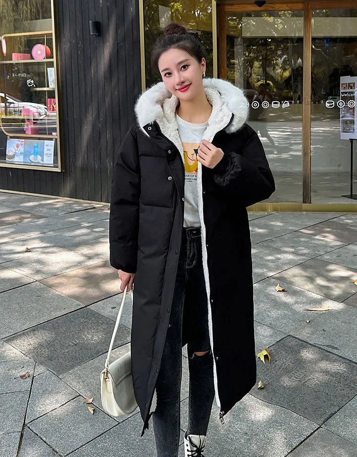 Calf-Length Insulated Parka for Women with Relaxed Fit and Windproof Features