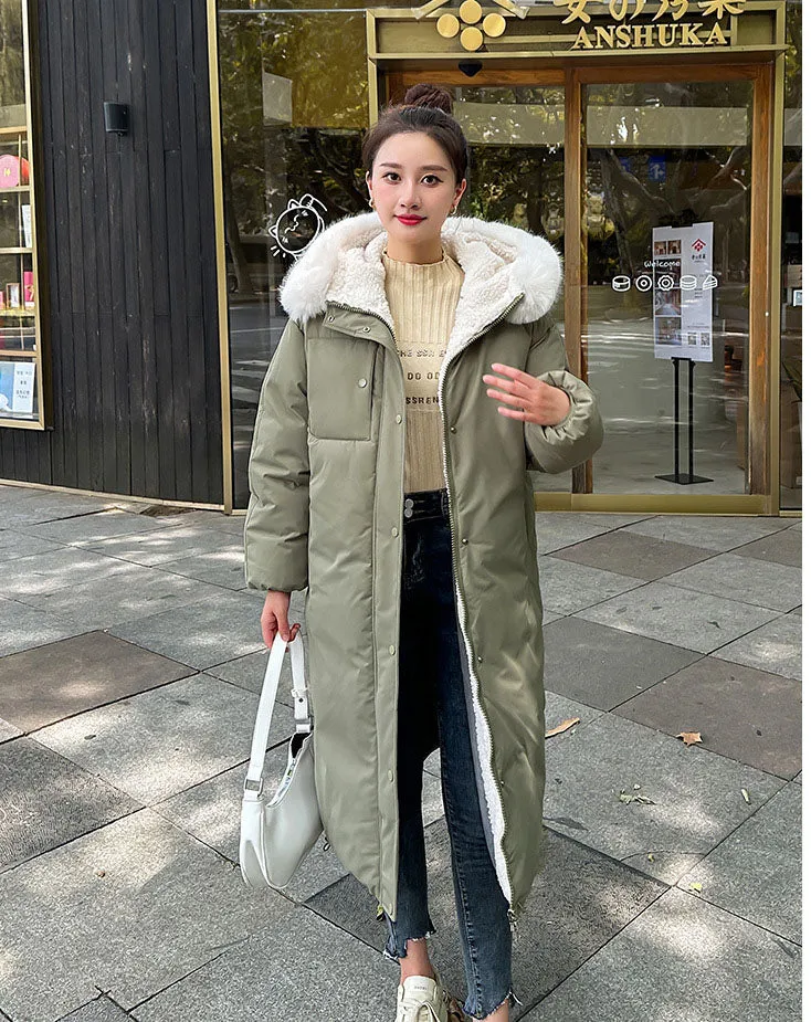 Calf-Length Insulated Parka for Women with Relaxed Fit and Windproof Features