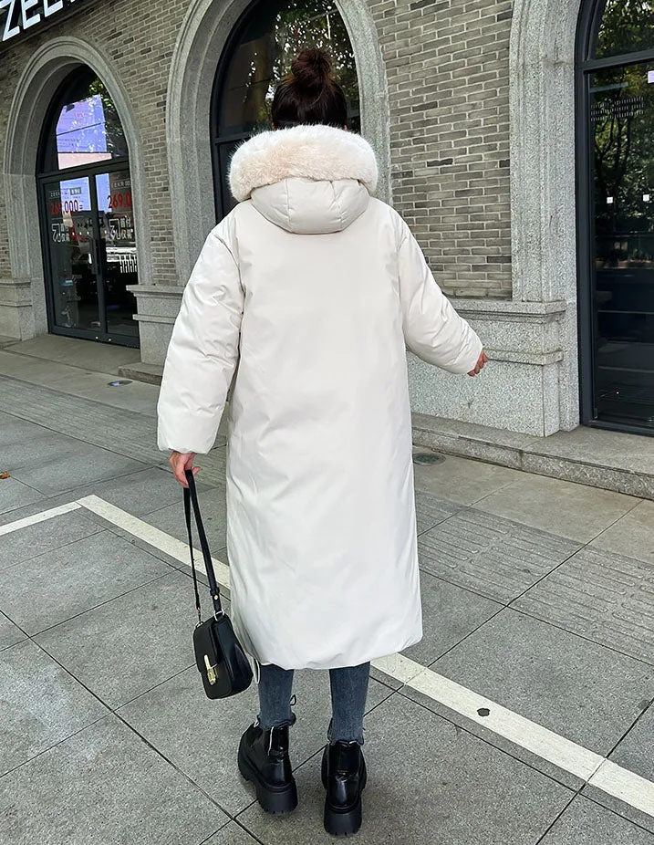 Calf-Length Insulated Parka for Women with Relaxed Fit and Windproof Features