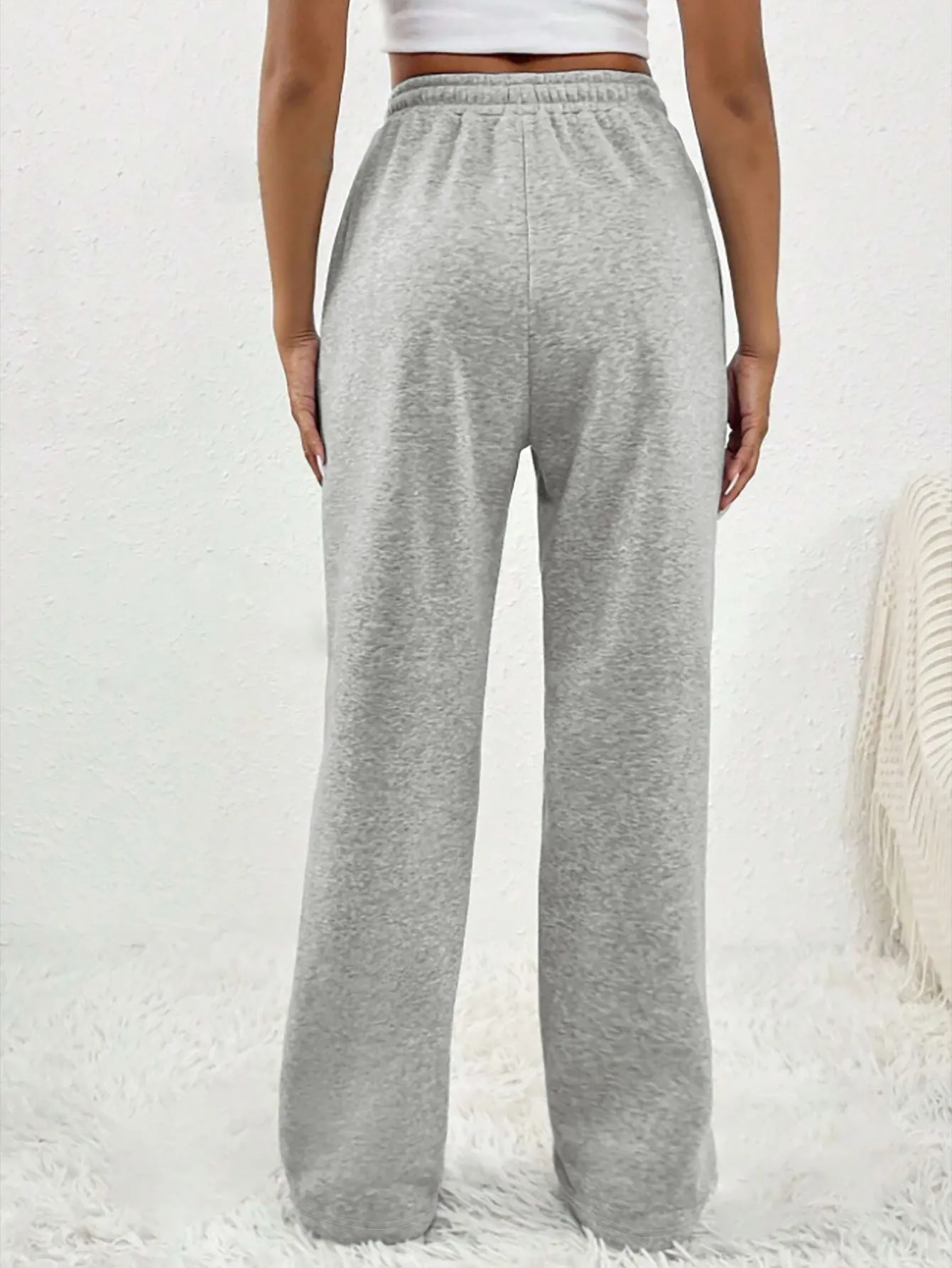 Casual Wide-Leg Drawstring Sweatpants with Bold Contrast Stitching