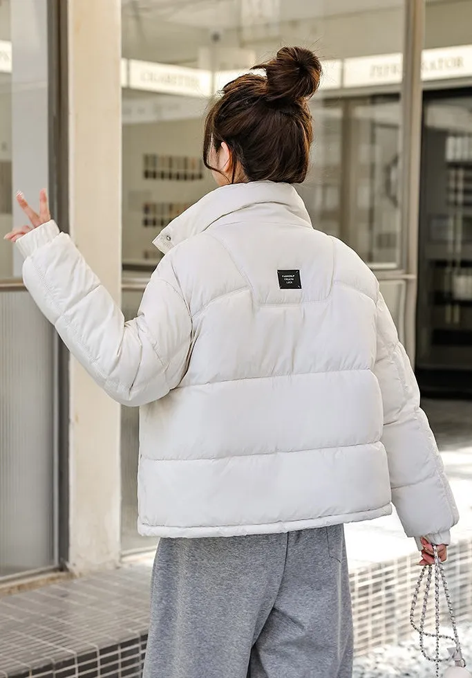 Cropped Windproof Puffer Jacket with a Stain-resistant Finish
