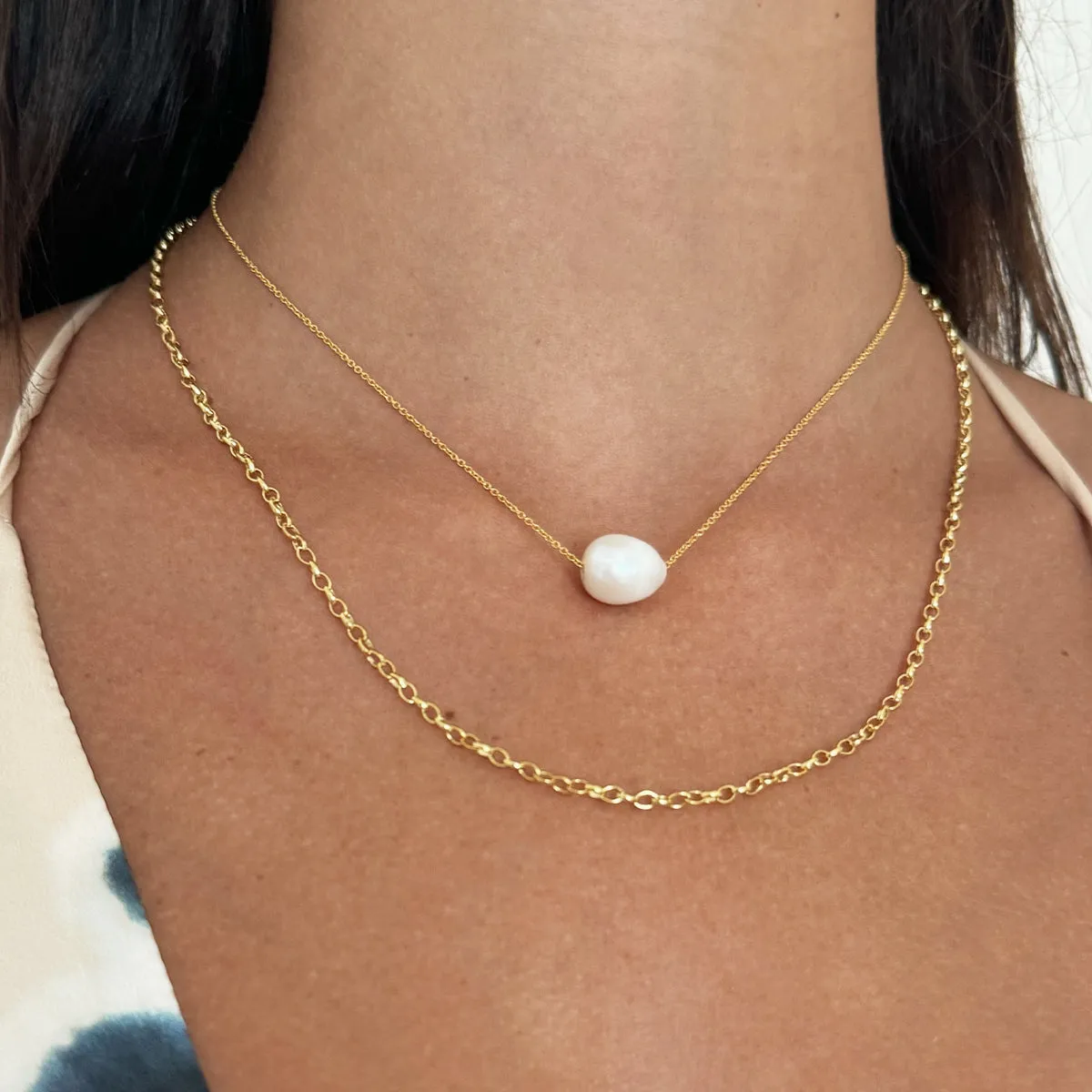 Double Layered Chain with Pearl Necklace