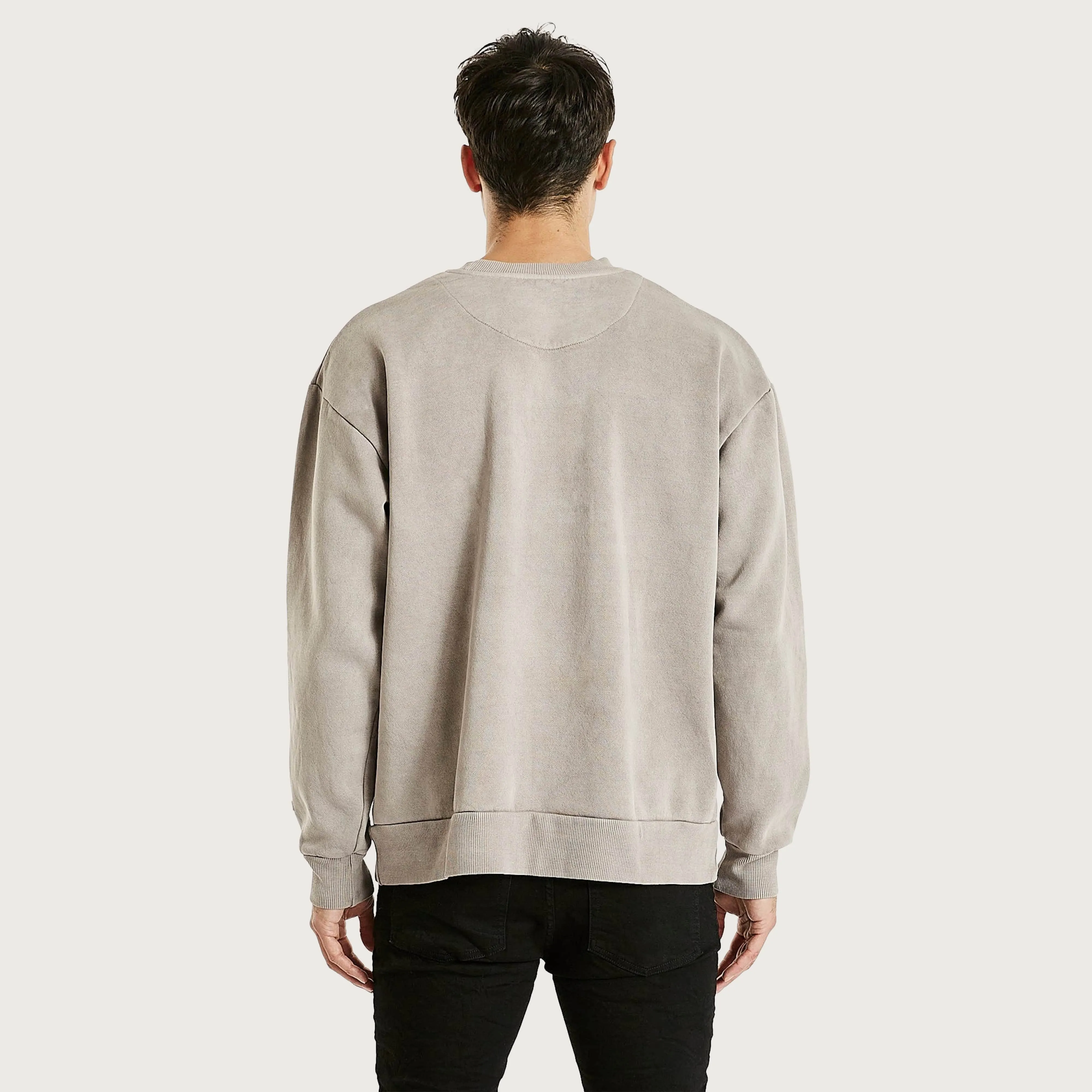 Essentials Crew Neck Jumper Pigment Gull