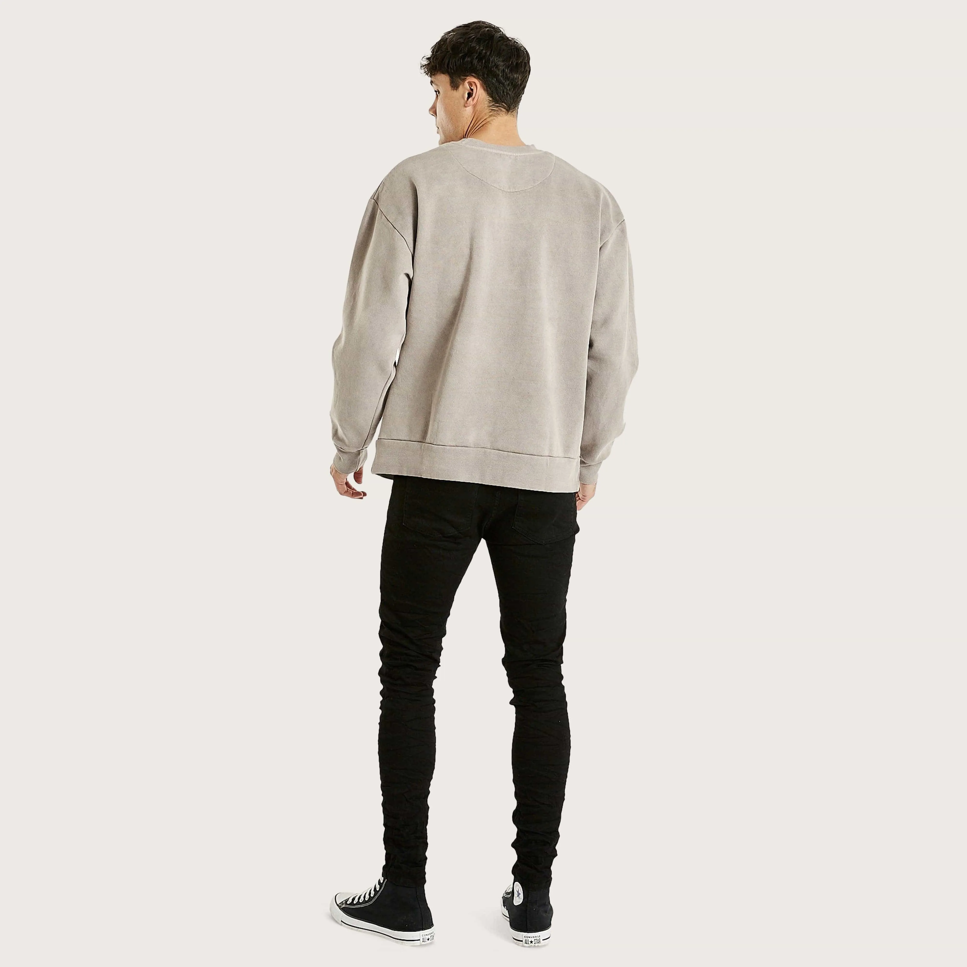 Essentials Crew Neck Jumper Pigment Gull