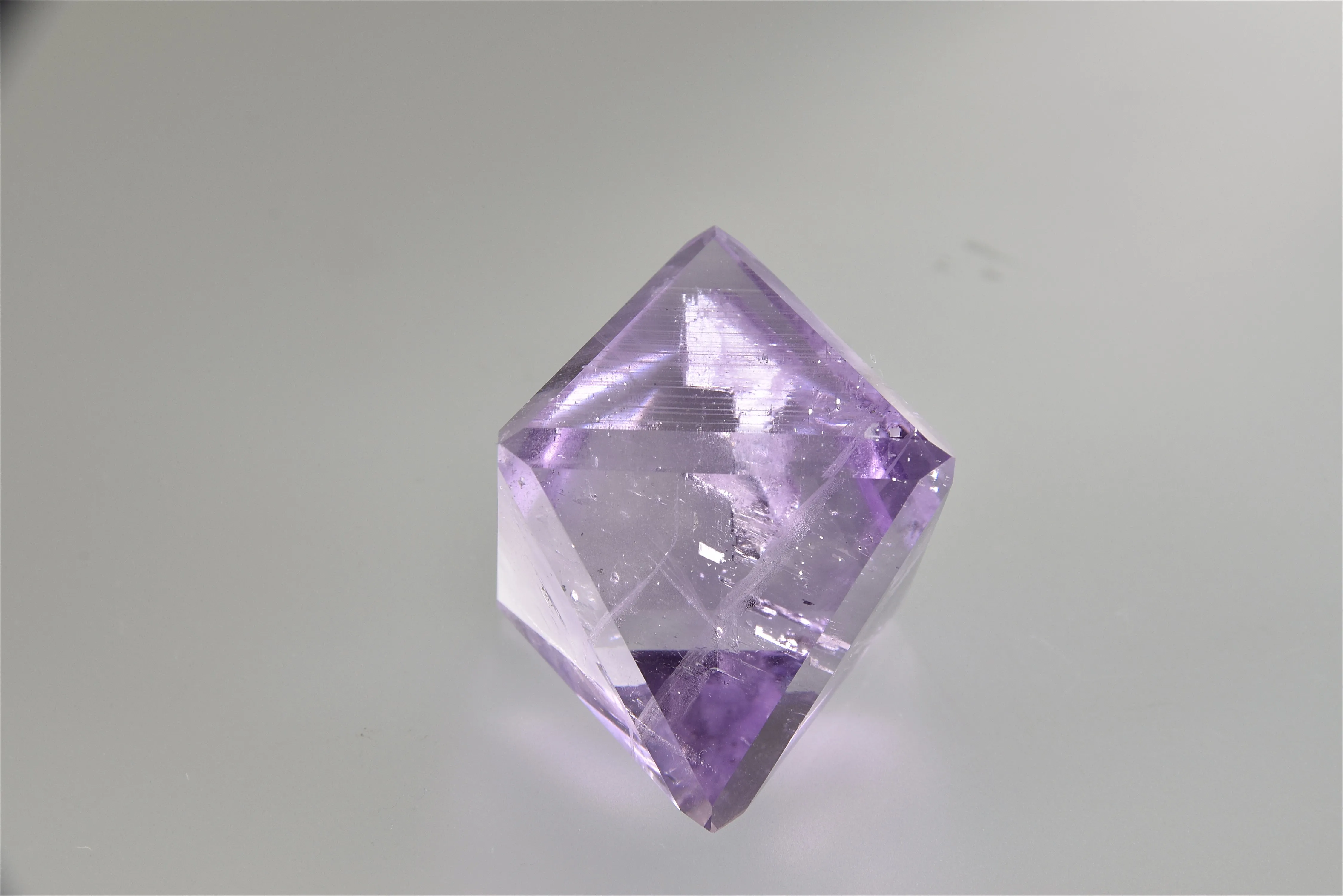 Fluorite, Harris Creek District, Southern Illinois 2.7 cm on edge $225. Online 10/19