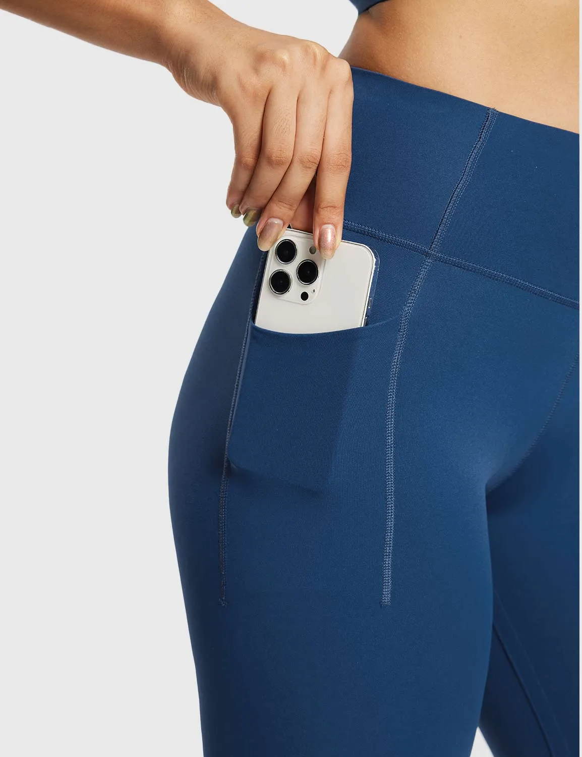 Freeleaf 8" Seamless High-Rise Shorts