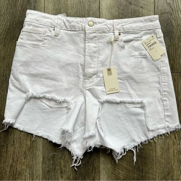 Good American Bombshell Shorts White NWT Size 14 / 32 Distressed Short