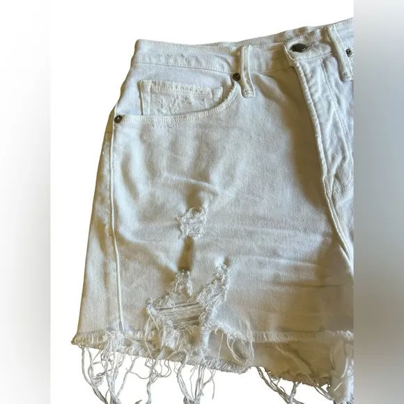 GOOD AMERICAN Good ‘90s White Denim Jean Cutoff Shorts Women's 4/27 MSRP $129