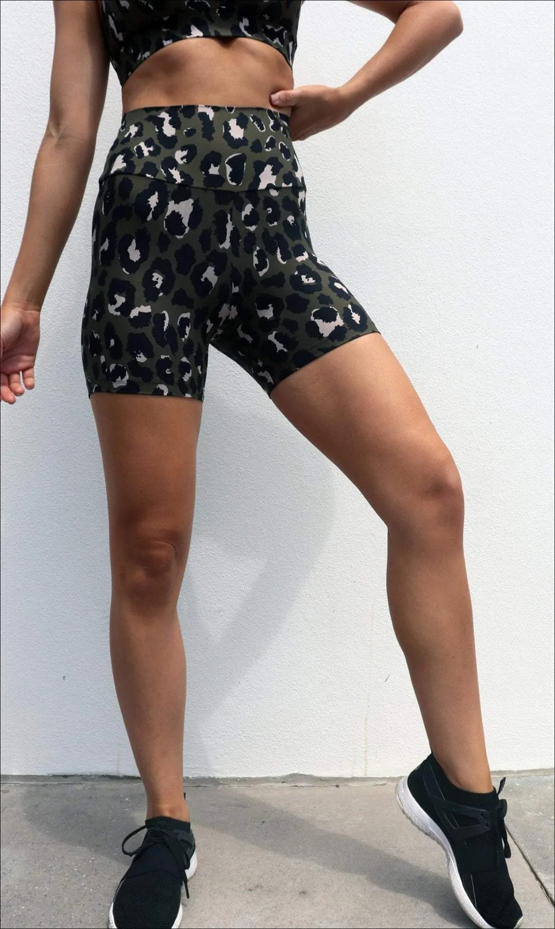Jungle Leopard Eco Midi Shorts