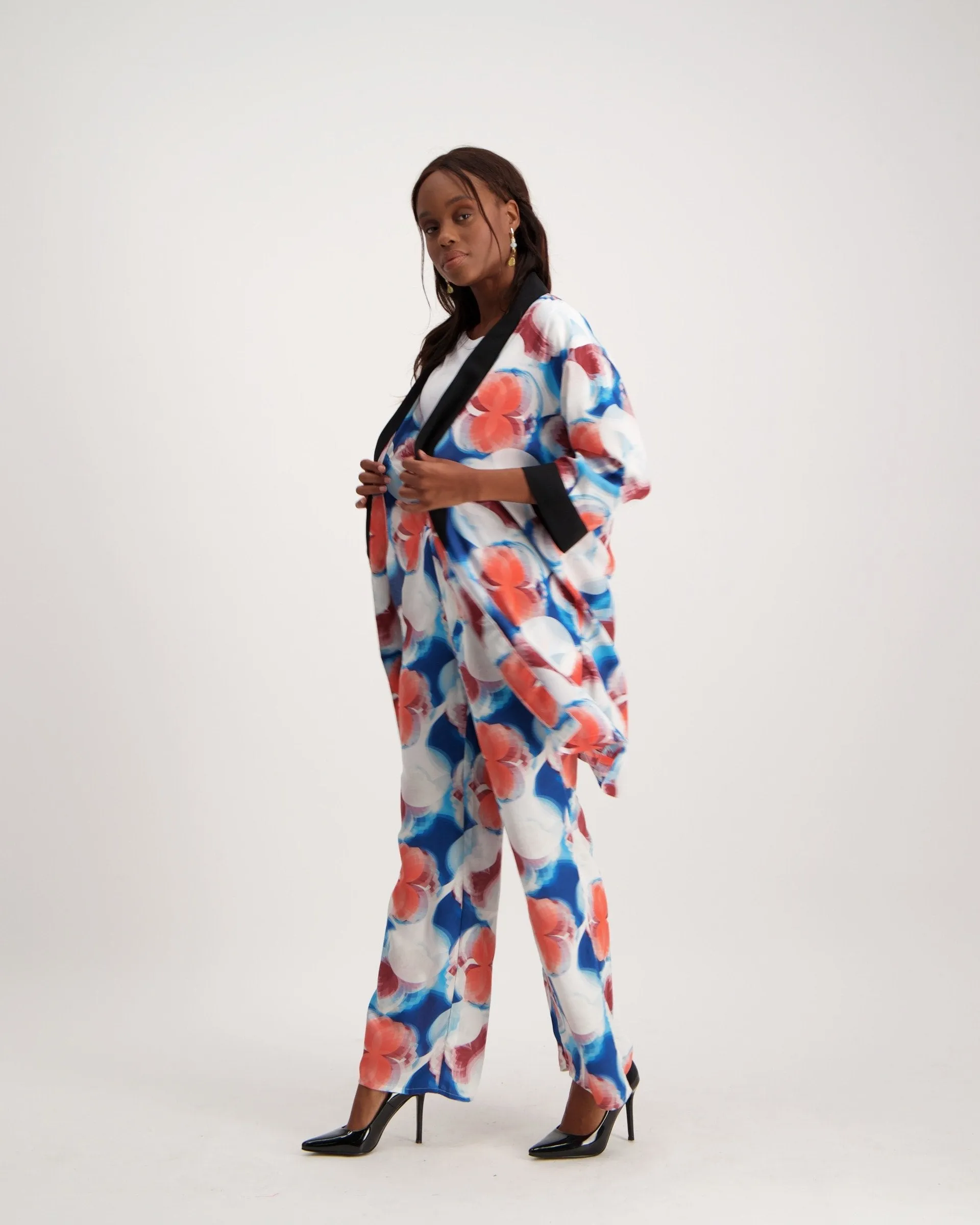 Ladies Circle Print Kimono