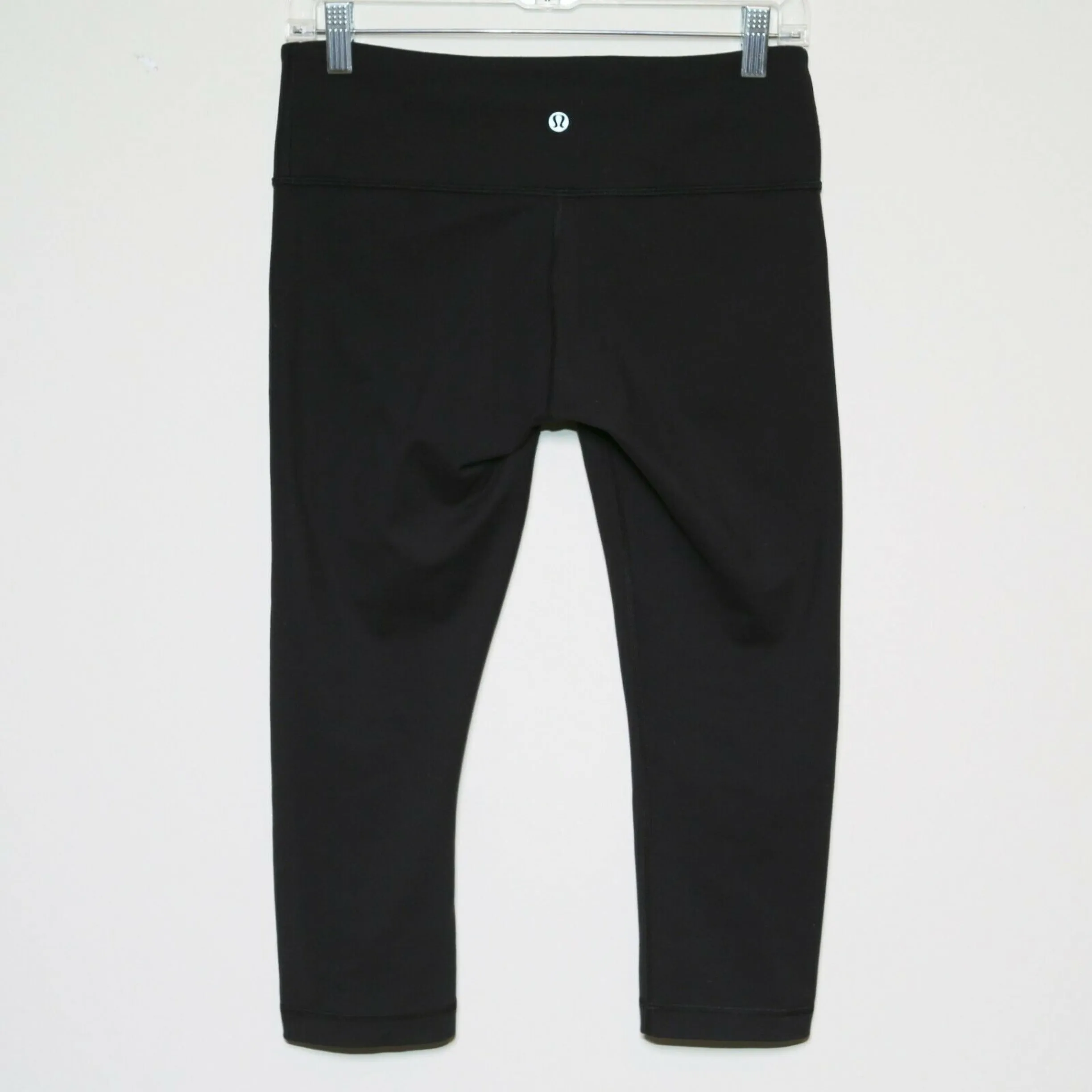 Lululemon Black Basic Cropped Leggings Size 4