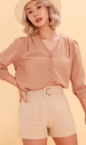 NATALIE Belt Accent Shorts (Latte)