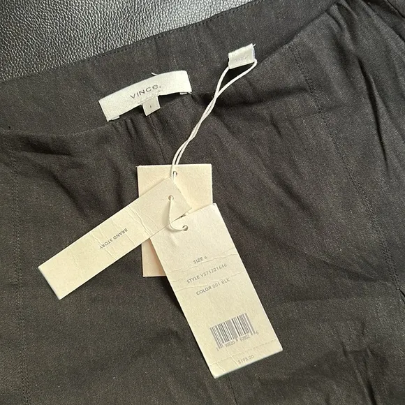 🔥🔥🔥NEW Vince Pleated tailored shorts size 6