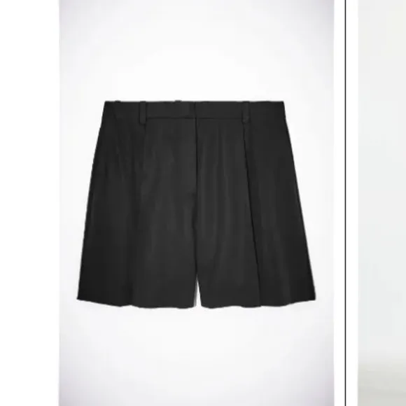 NWT COS Black A-Line Tailored Shorts - Size 14