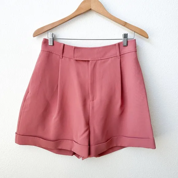 NWT Ted Baker KELSYAS Pleat Front Tailored Short Mid Pink Color