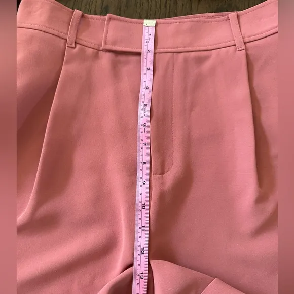 NWT Ted Baker KELSYAS Pleat Front Tailored Short Mid Pink Color