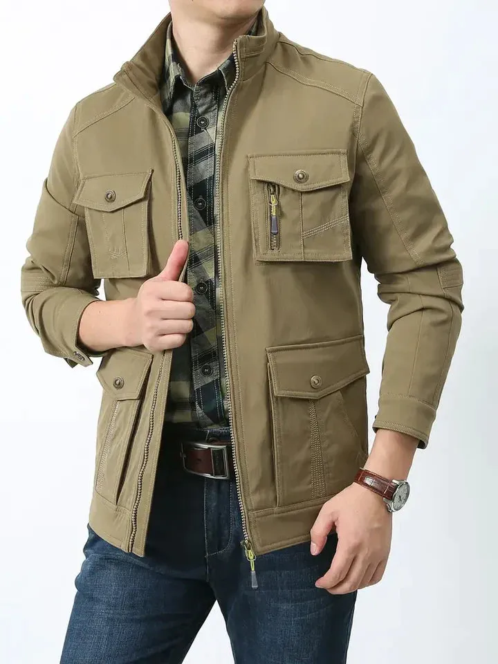 Robust and weather-resistant men's nylon outdoor jacket