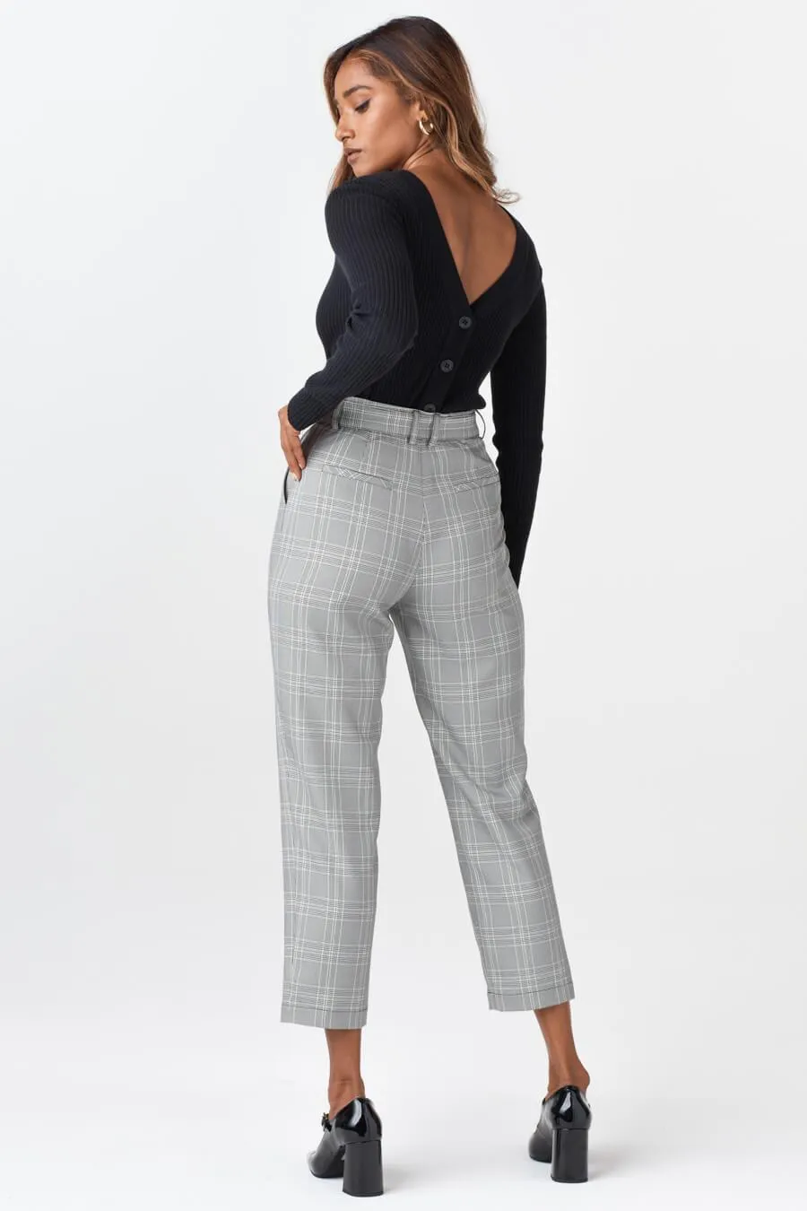 The Fitted Ribbed Cardigan