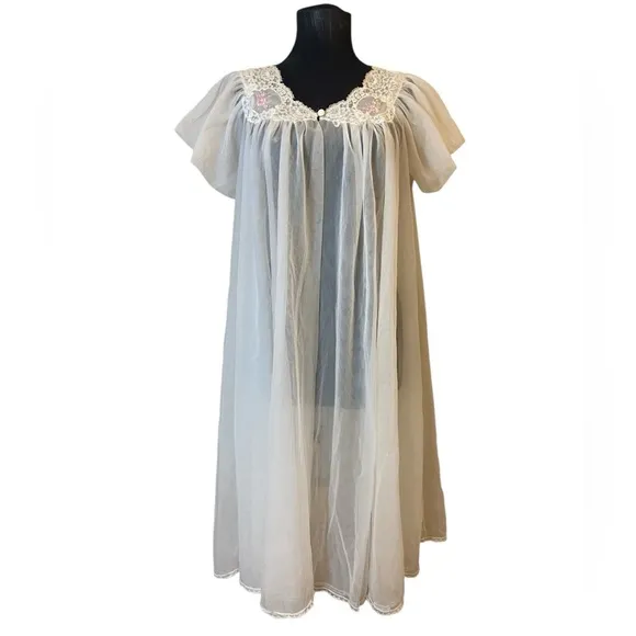 Vintage White Cream Embroidered Layered Peignoir Robe