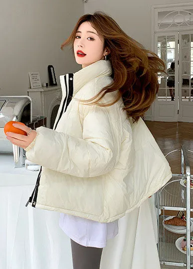 Warm and Water-resistant Cropped Puffer Jacket for Women
