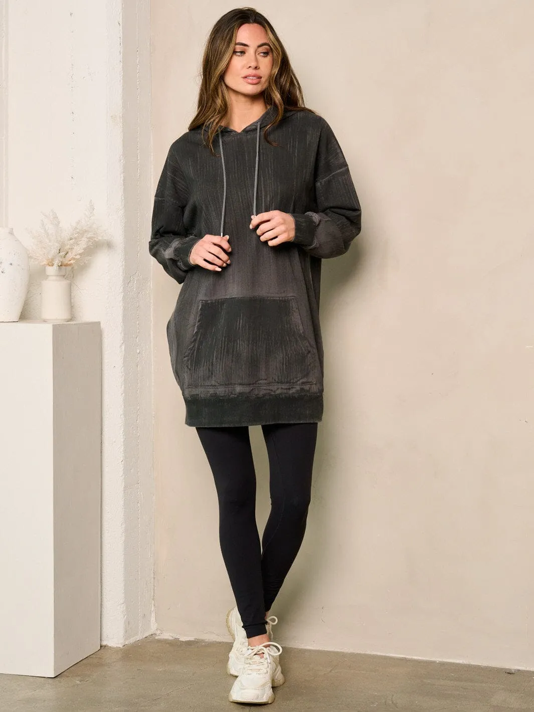 WOMEN'S LONG SLEEVE FRONT POCKET HOODED TIE DYE SWEATER DRESS