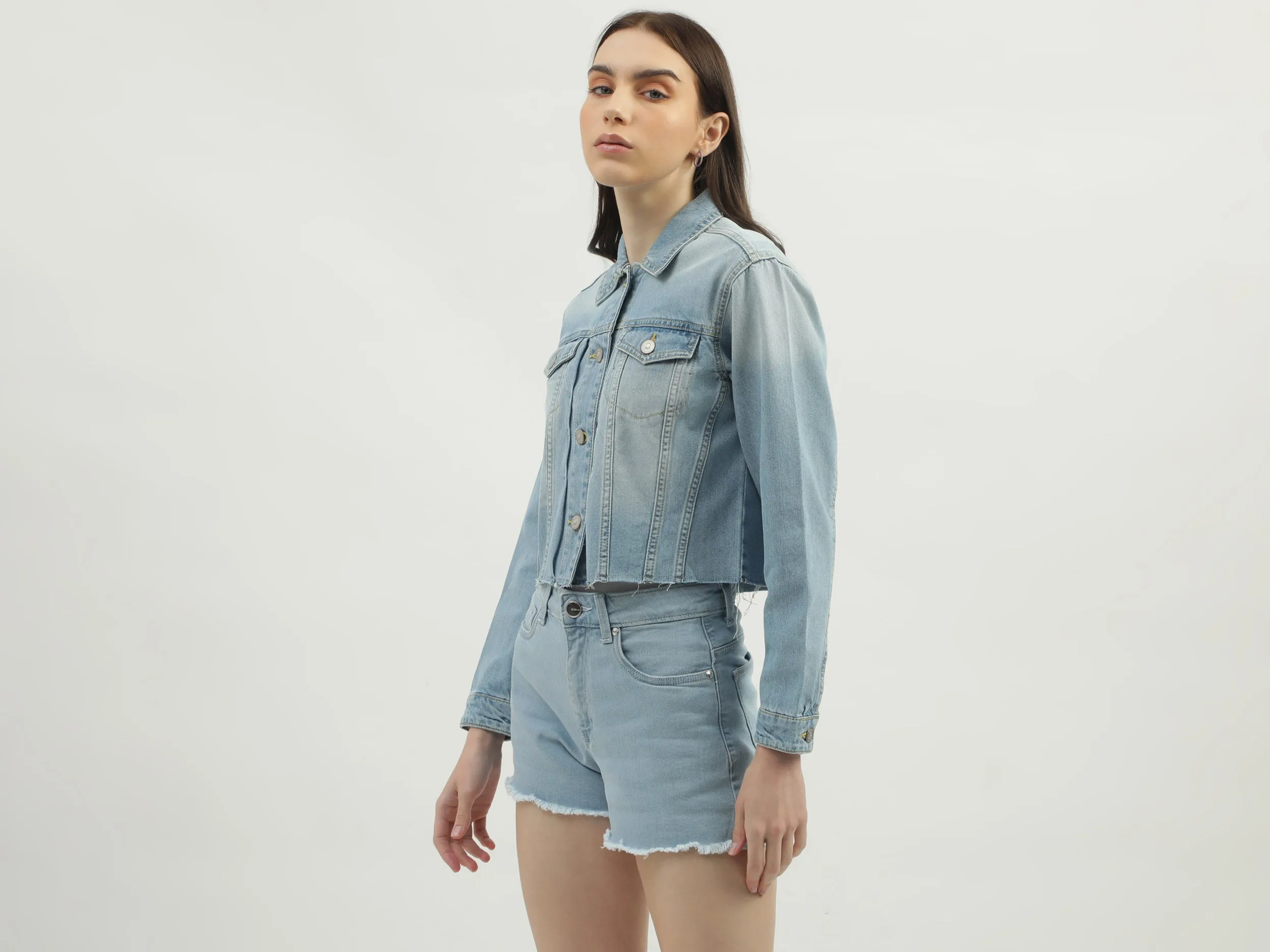 Women's Regular Fit Spread Collar Solid Jackets