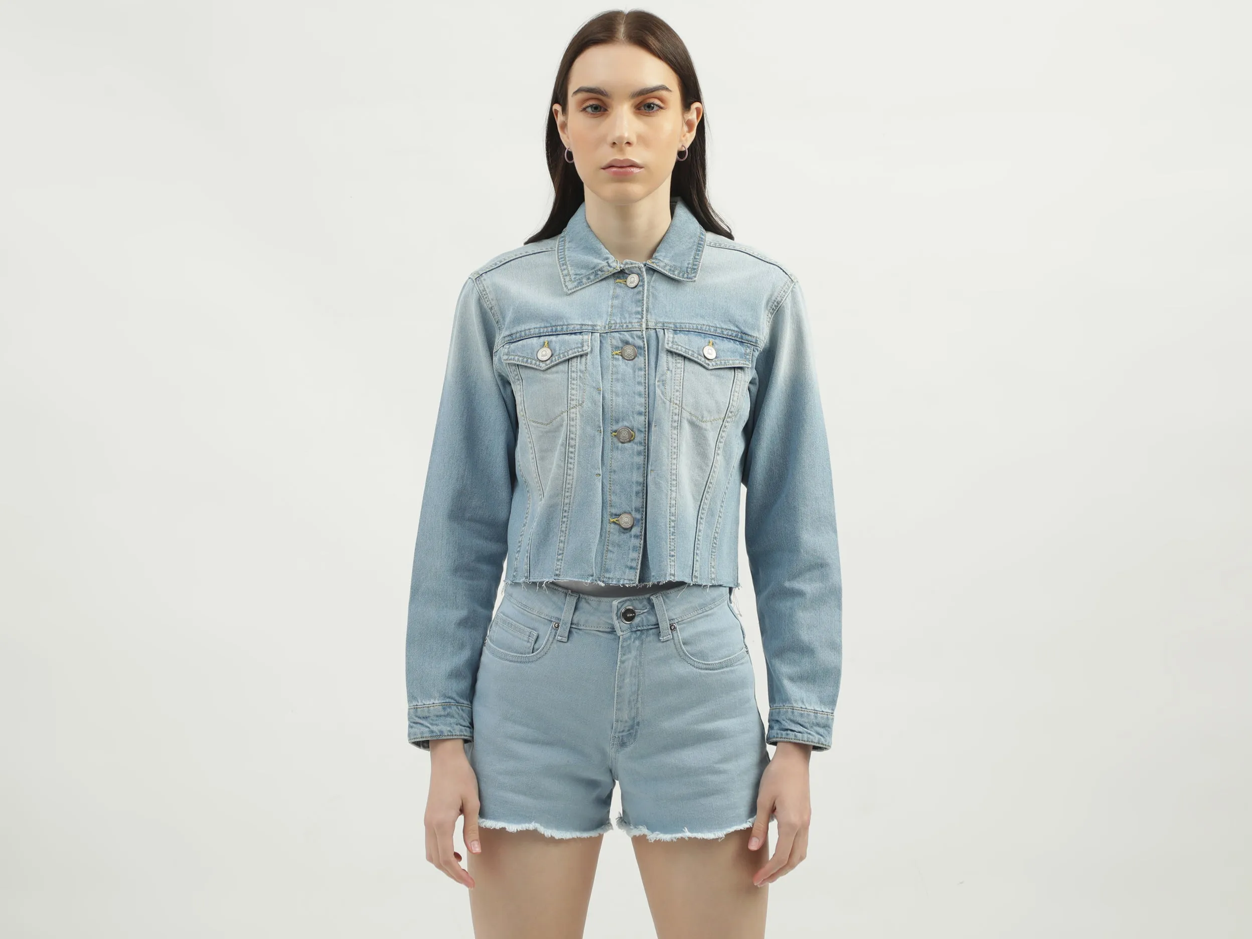Women's Regular Fit Spread Collar Solid Jackets